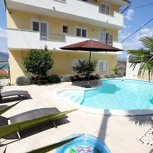  Apartment Sakal Kroatien